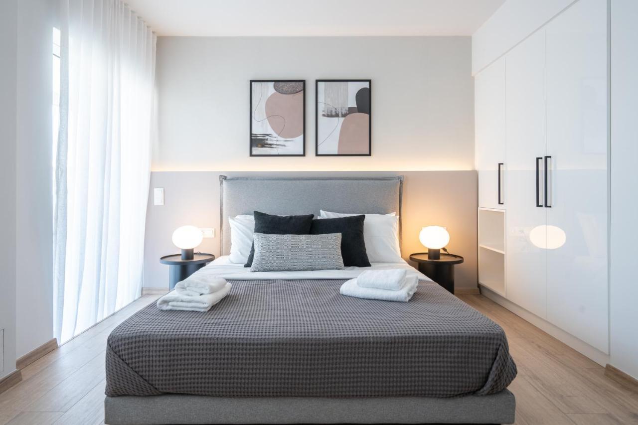 Luxury 4 Bedrooms Apartment Near Flisvos Marina Piräus Exterior foto