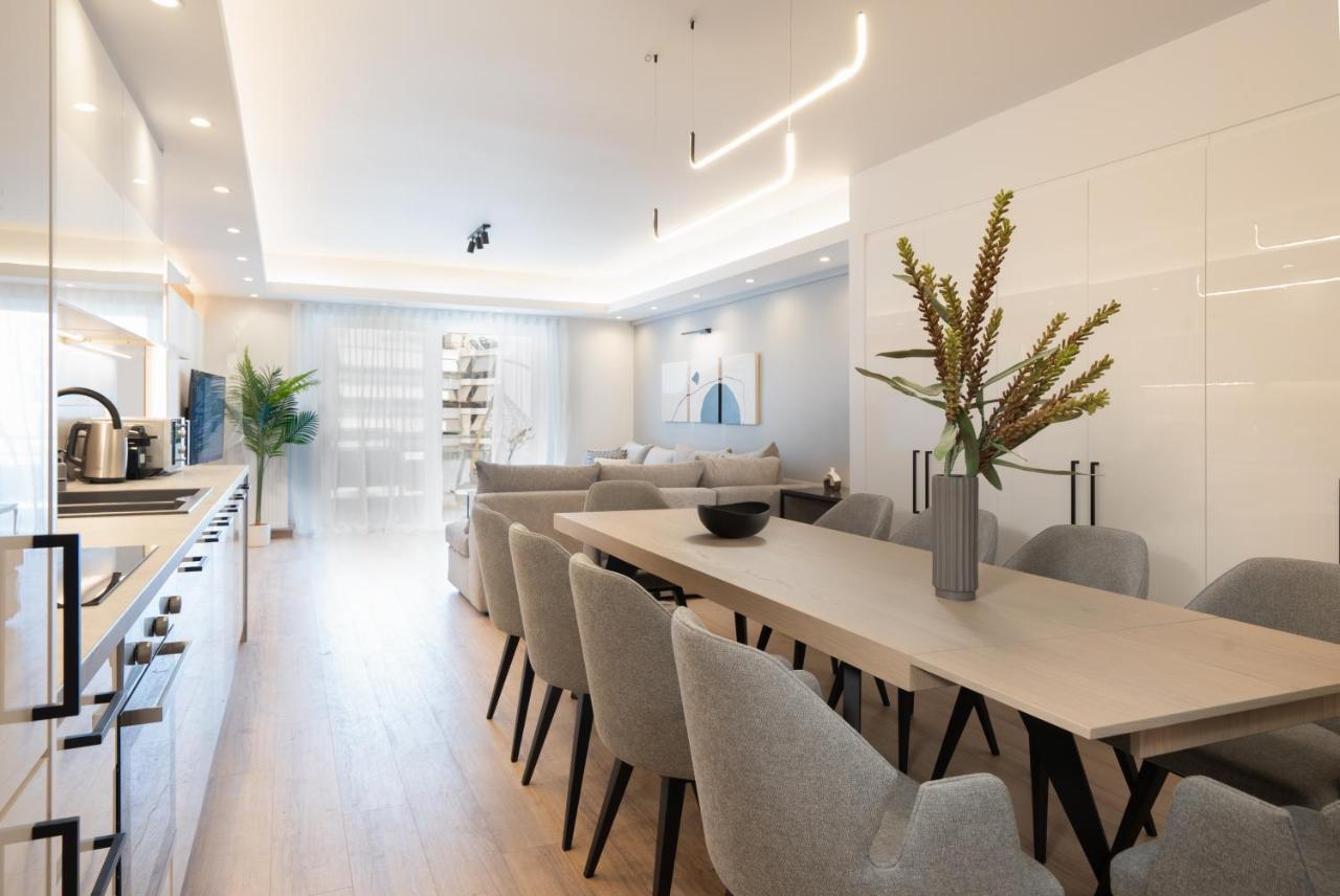 Luxury 4 Bedrooms Apartment Near Flisvos Marina Piräus Exterior foto