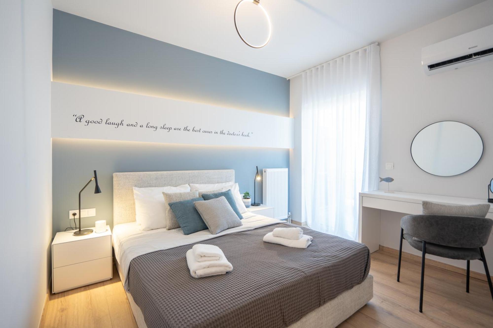 Luxury 4 Bedrooms Apartment Near Flisvos Marina Piräus Exterior foto